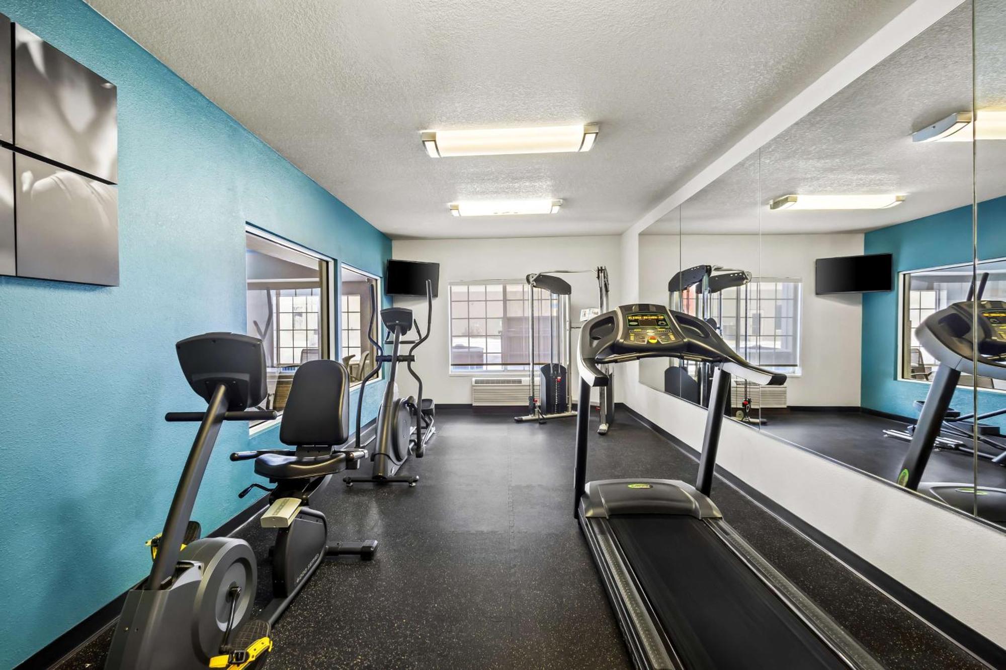 Best Western Fort Wayne Inn & Suites North מראה חיצוני תמונה